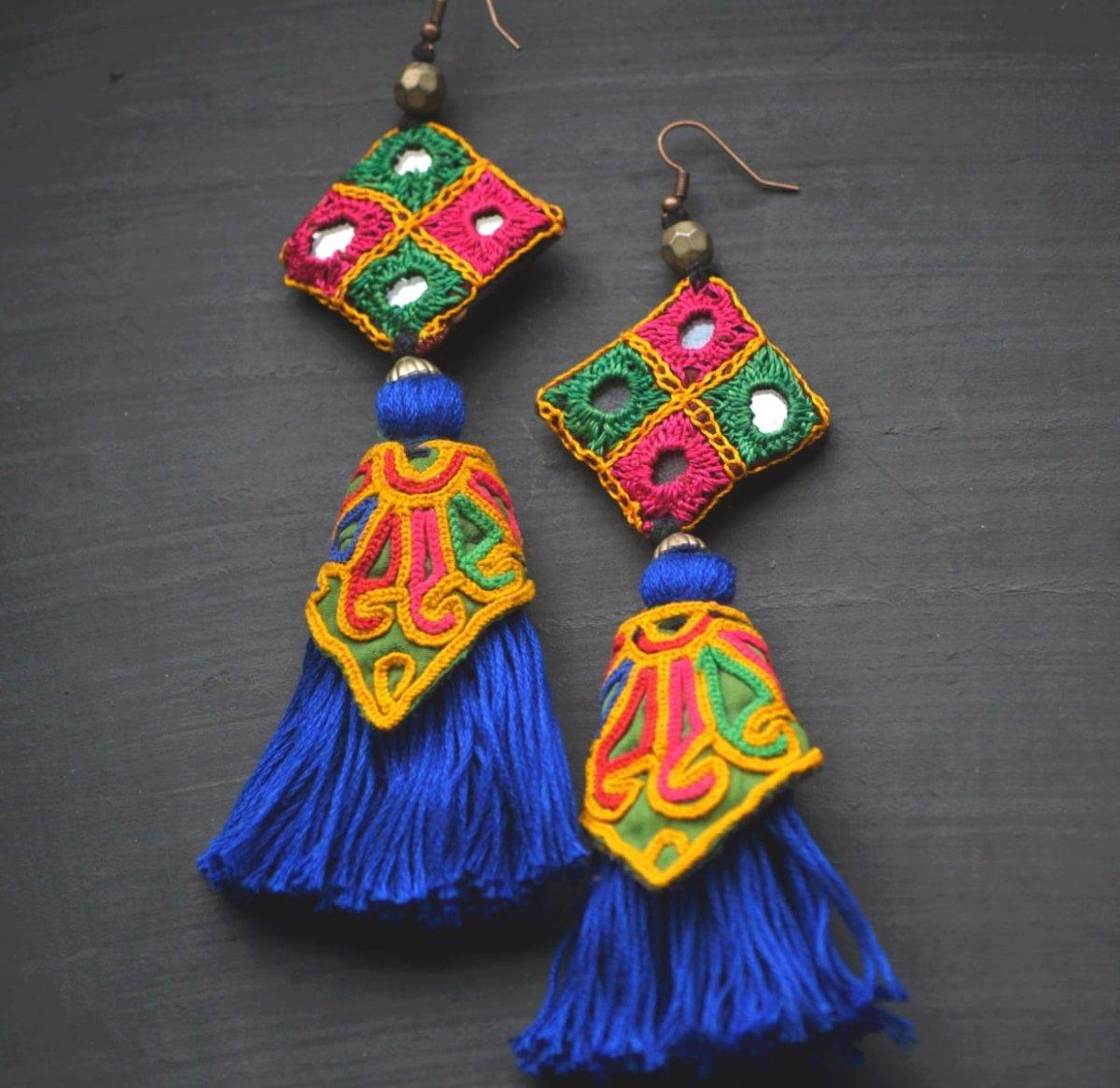 Accessorize Handmade Jewellery: Know 3 creative ways - KHOJ.CITY