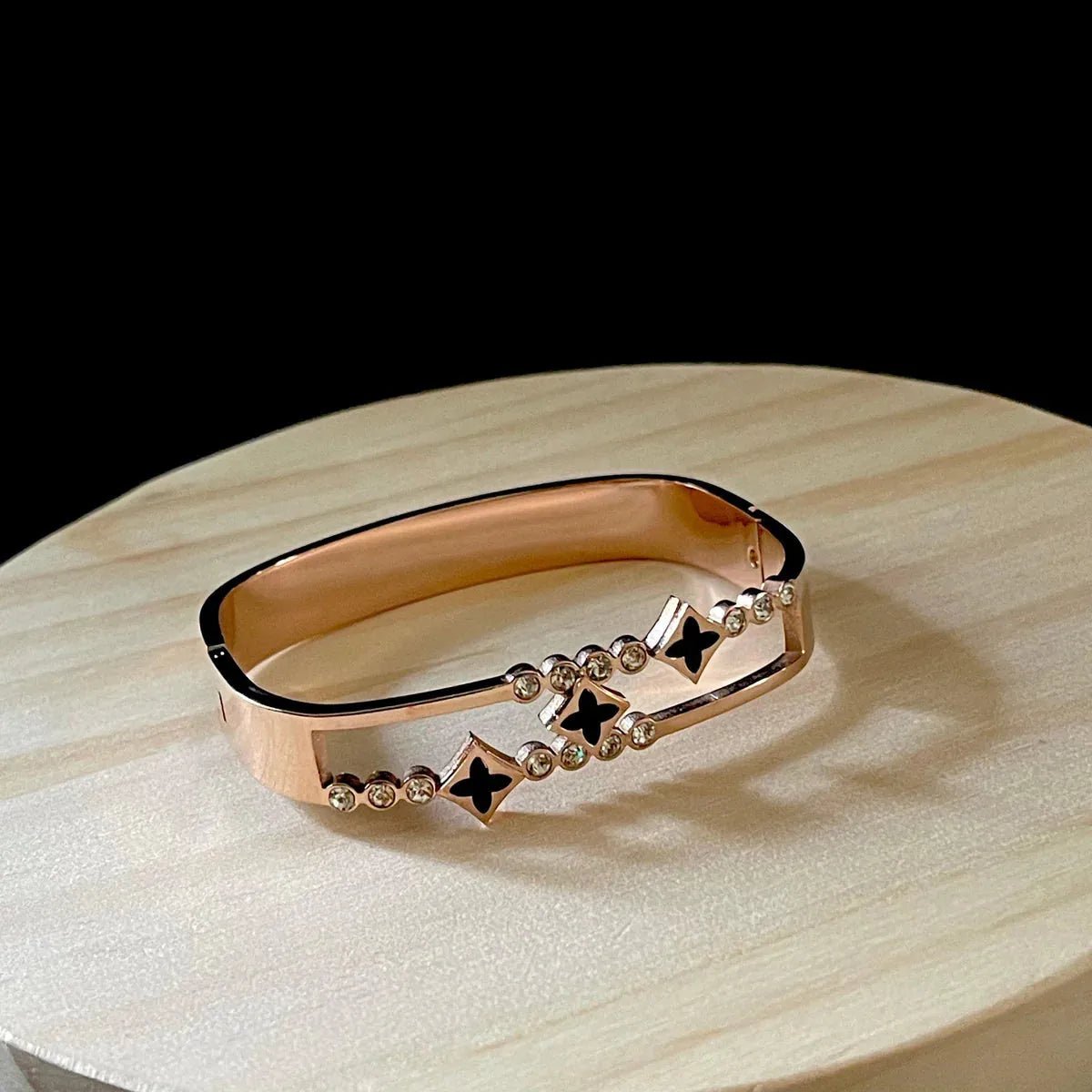 Demystifying Demi Fine Jewelry: Elevating Everyday Elegance - KHOJ.CITY