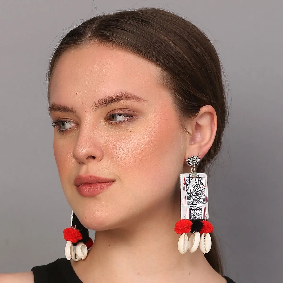 Ambikeya Mumbai Cha Ganesha Traditional White Hand Painted (Earrings) HP - ER - KHOJ.CITY