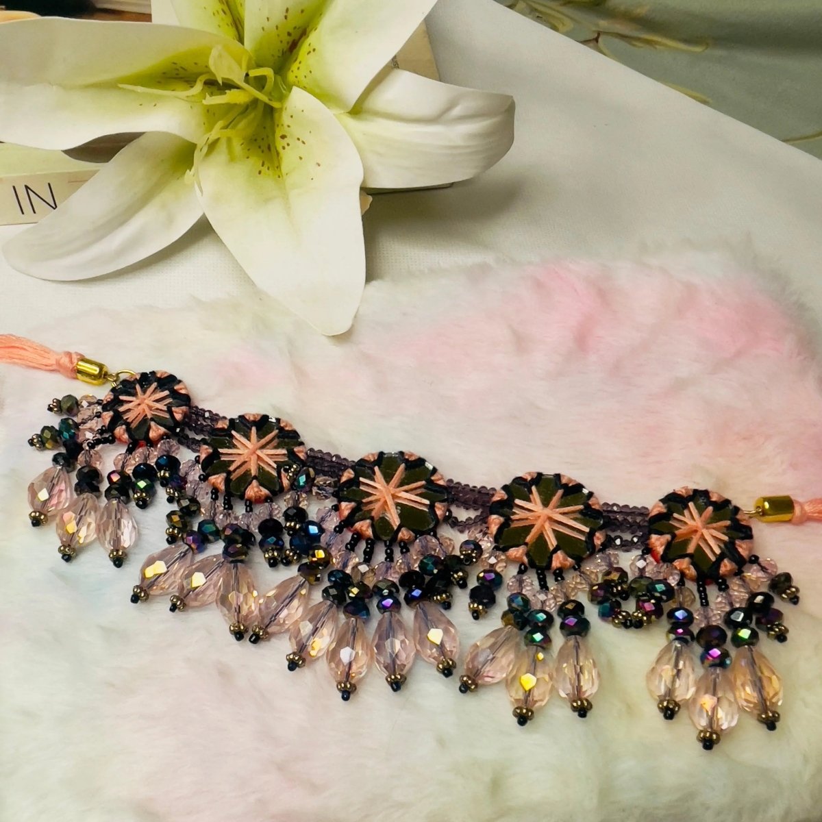 Anvi Classic Multi Color Handmade (Necklace/ Choker) HM - NP - 001 - KHOJ.CITY