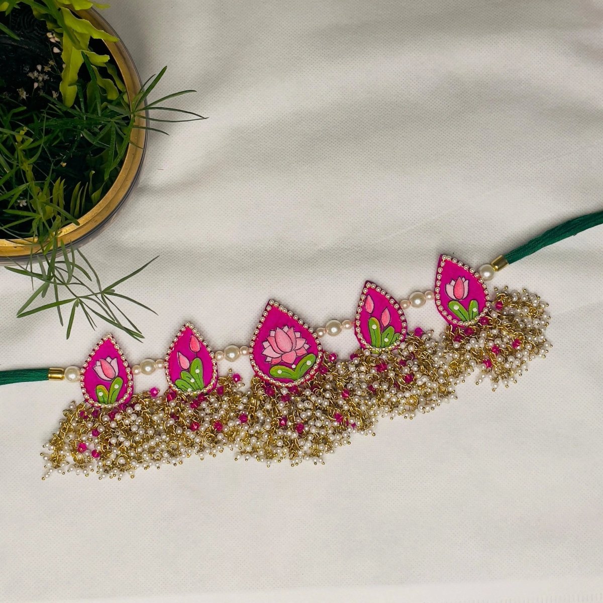 Amelia Classic Dark Pink Hand Painted (Choker) HP - NP - 006 - KHOJ.CITY