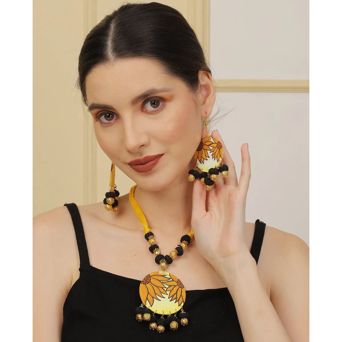 Lilium Classic Multi Color Hand Painted (Necklace Set) HP - NP - KHOJ.CITY